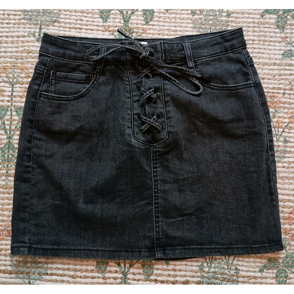 Garage Black Denim Lace Front Mini Skirt Sz. M Festival Wear City Punk Going Out - Picture 2 of 9